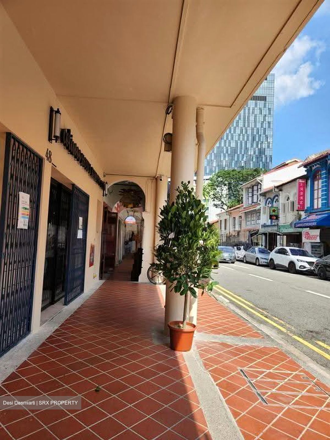 North Bridge Road (D7), Retail #624666821